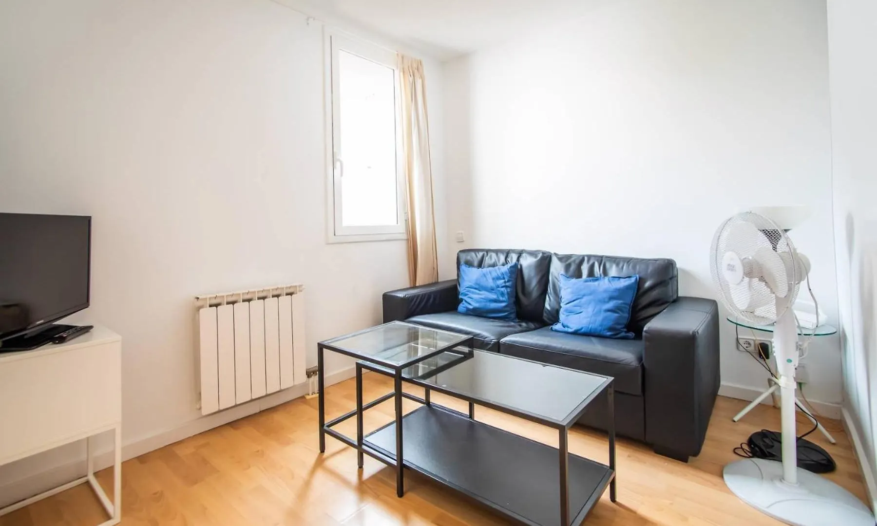 23Ptbg1090 - Beautiful 2Br Apartment Near Sants 바르셀로나 0*,  스페인